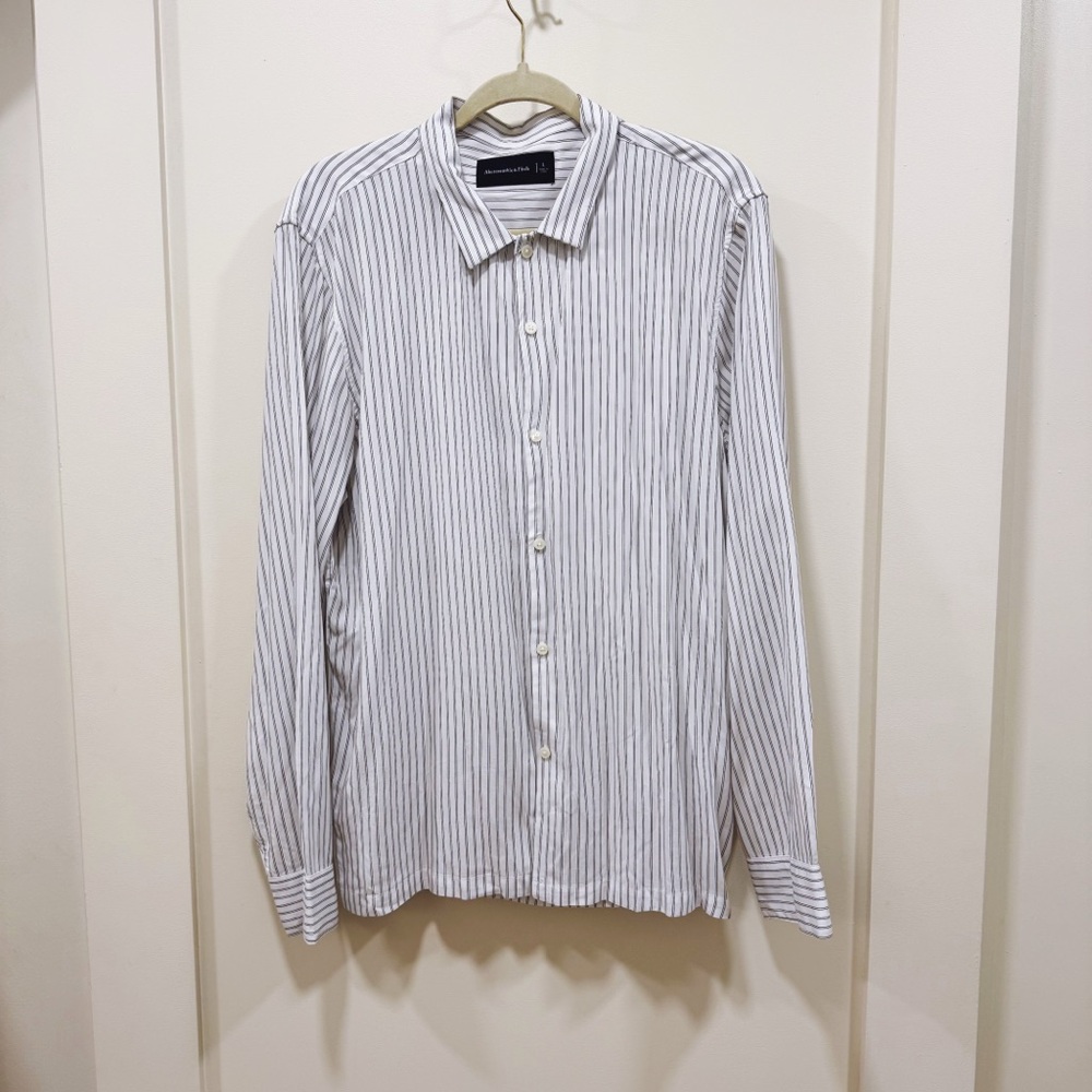 Abercrombie Men's Striped White Shirt, L